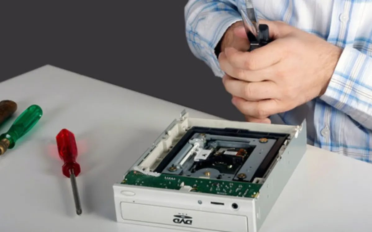 replace internal DVD drive in desktop